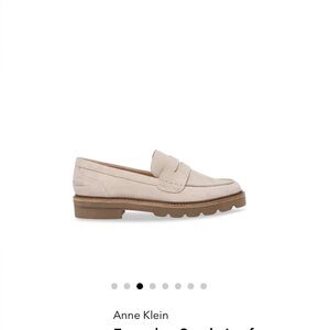 Anne Klein Emmylou Suede Loafer In Beige Size 10 Womens W/flaw